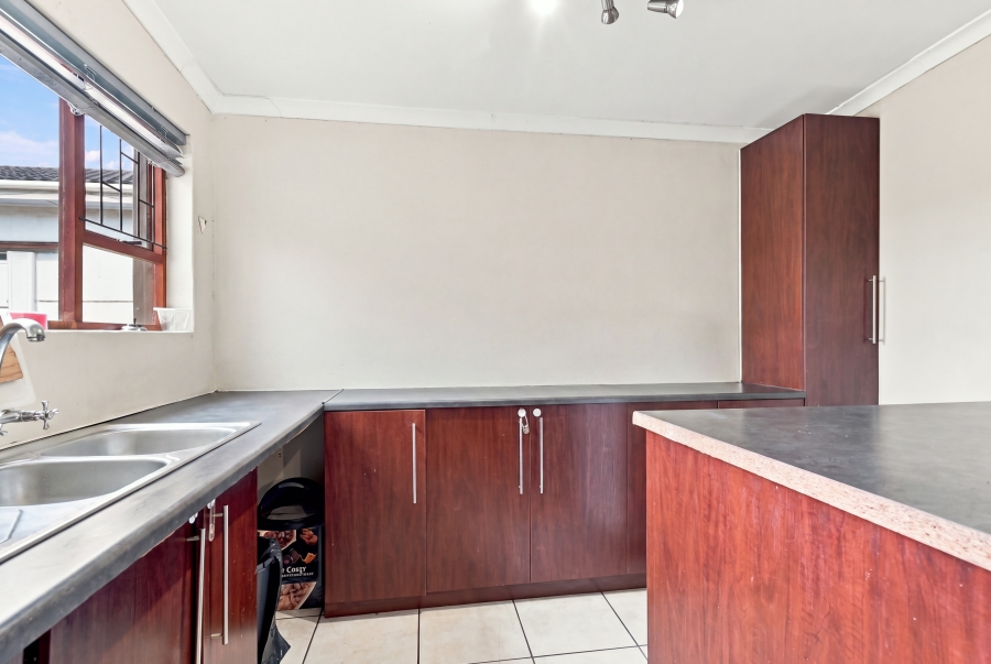 3 Bedroom Property for Sale in Southfield Western Cape